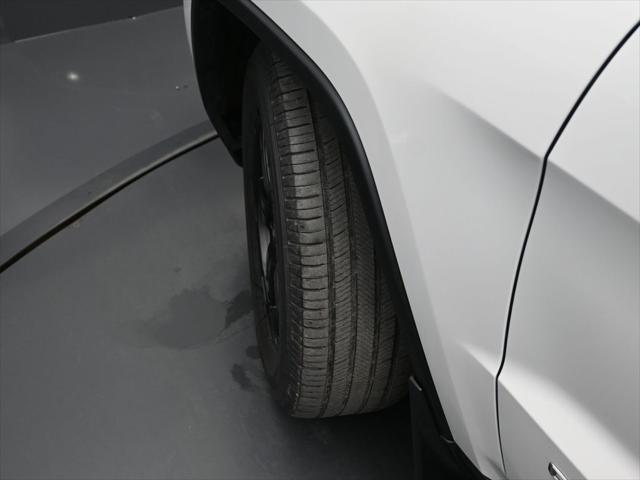 used 2015 Jeep Grand Cherokee car, priced at $8,970