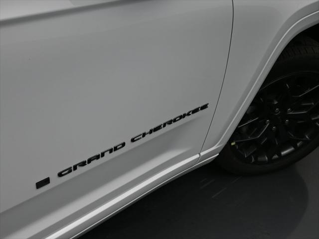 new 2025 Jeep Grand Cherokee L car, priced at $74,825