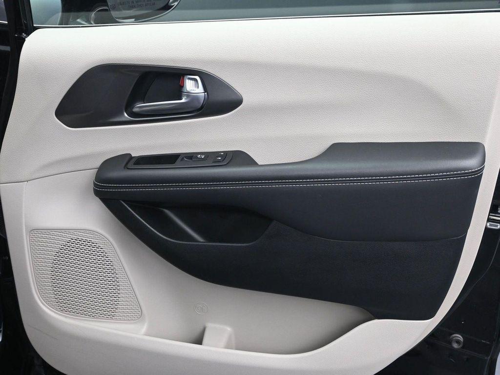 used 2024 Chrysler Pacifica car, priced at $29,940