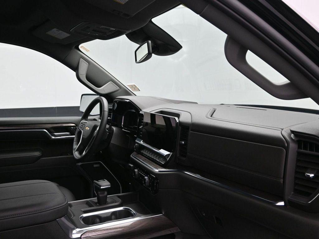 used 2024 Chevrolet Silverado 1500 car, priced at $47,550