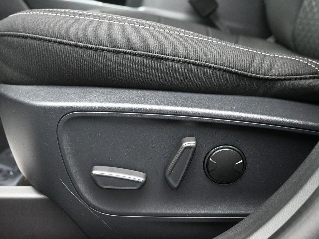 new 2025 Jeep Grand Cherokee L car, priced at $52,074