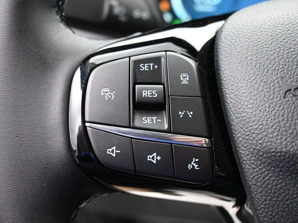 new 2025 Jeep Grand Cherokee L car, priced at $52,074