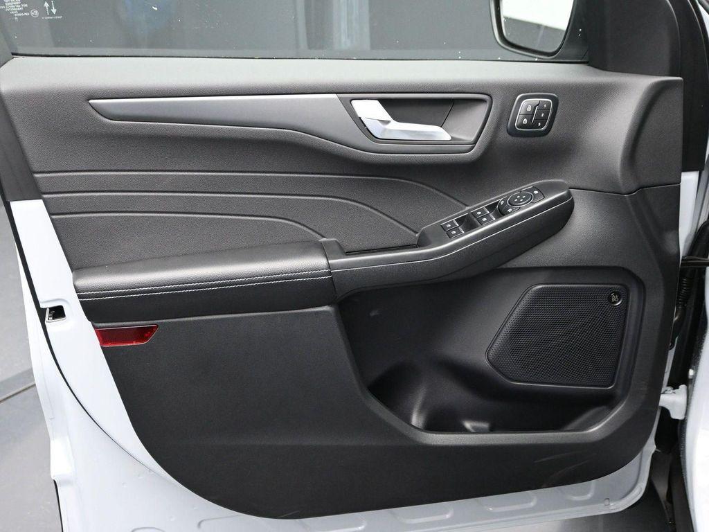 new 2026 Ford Escape car, priced at $37,007