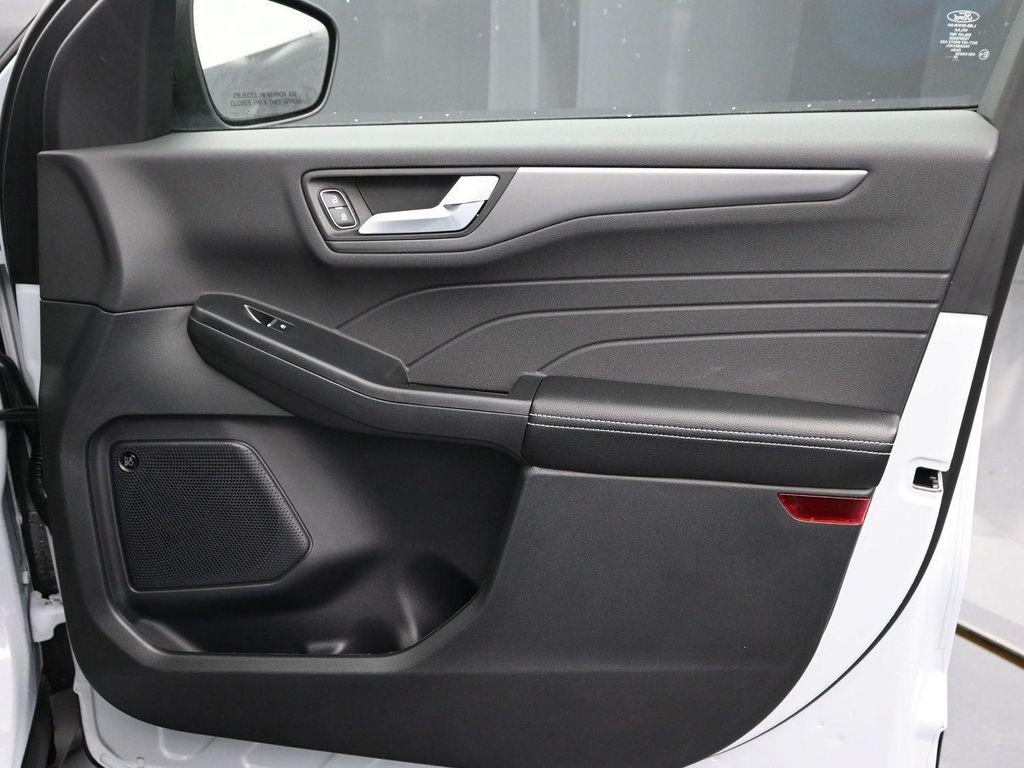 new 2026 Ford Escape car, priced at $37,007