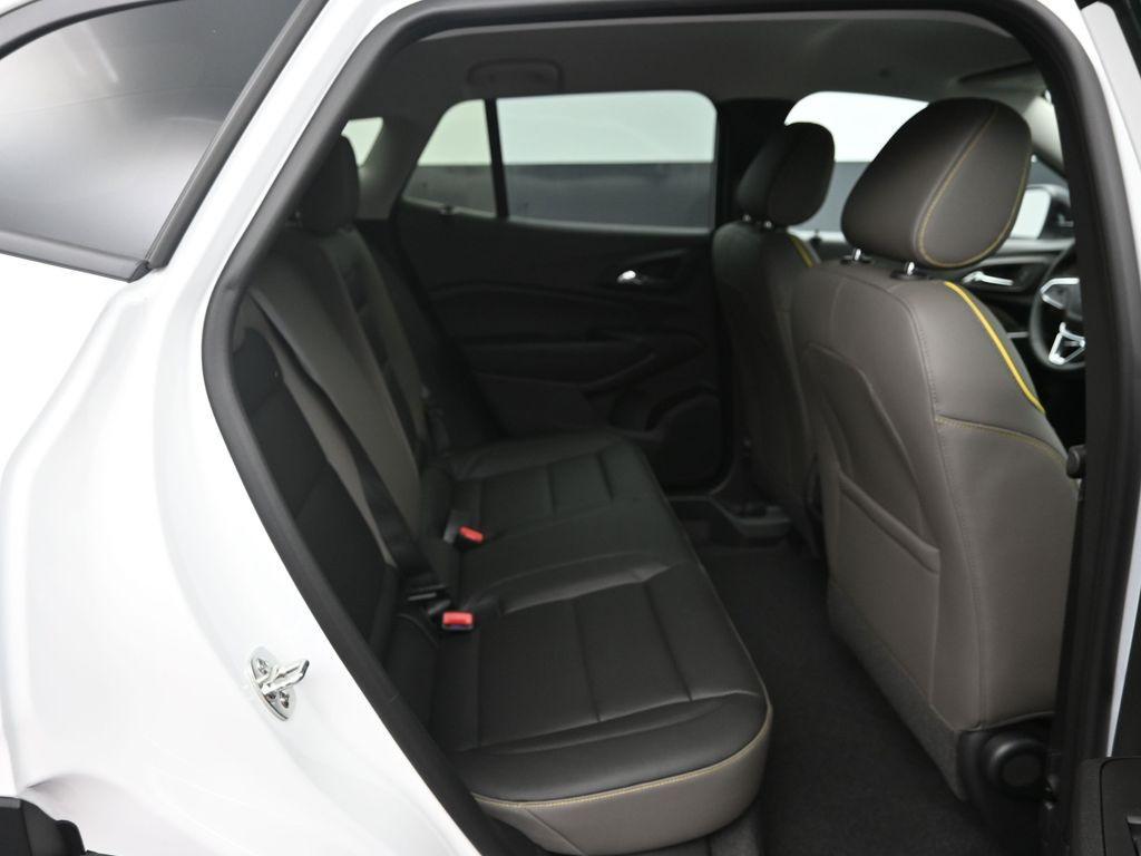 new 2025 Chevrolet Trax car, priced at $25,950