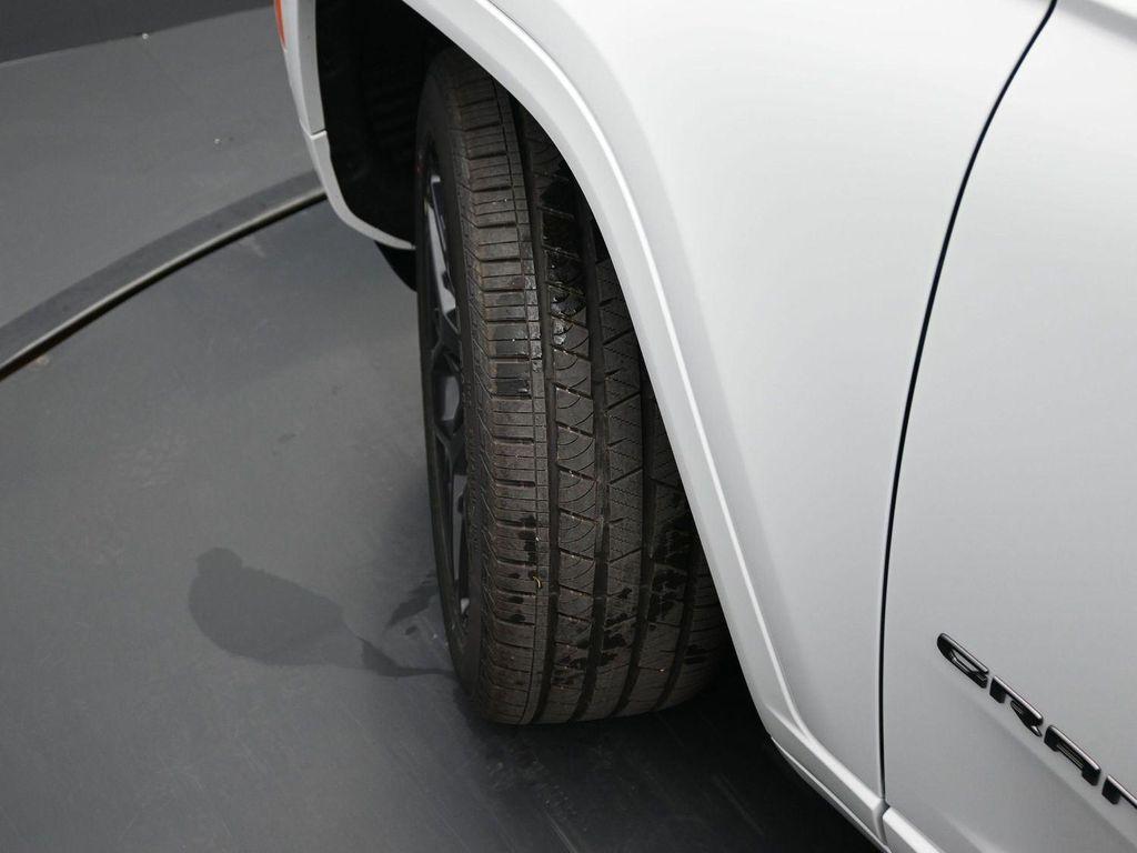 used 2025 Jeep Grand Cherokee L car, priced at $64,420