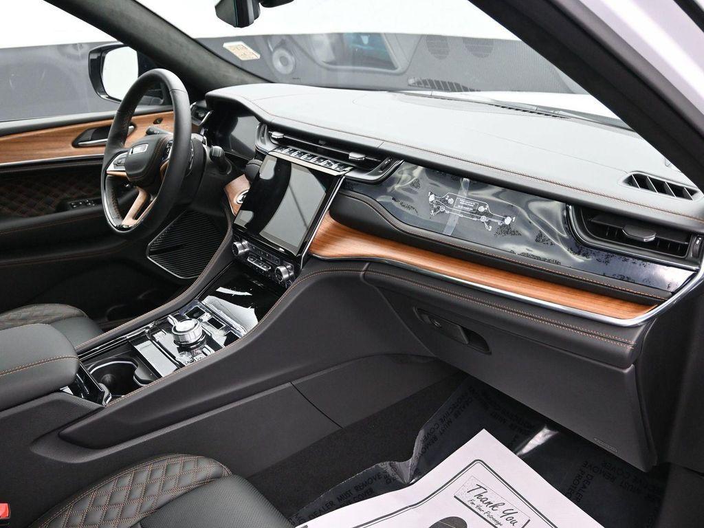 used 2025 Jeep Grand Cherokee L car, priced at $64,420