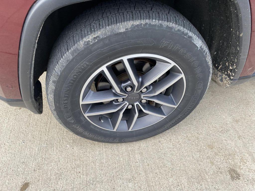 used 2020 Jeep Grand Cherokee car, priced at $17,961