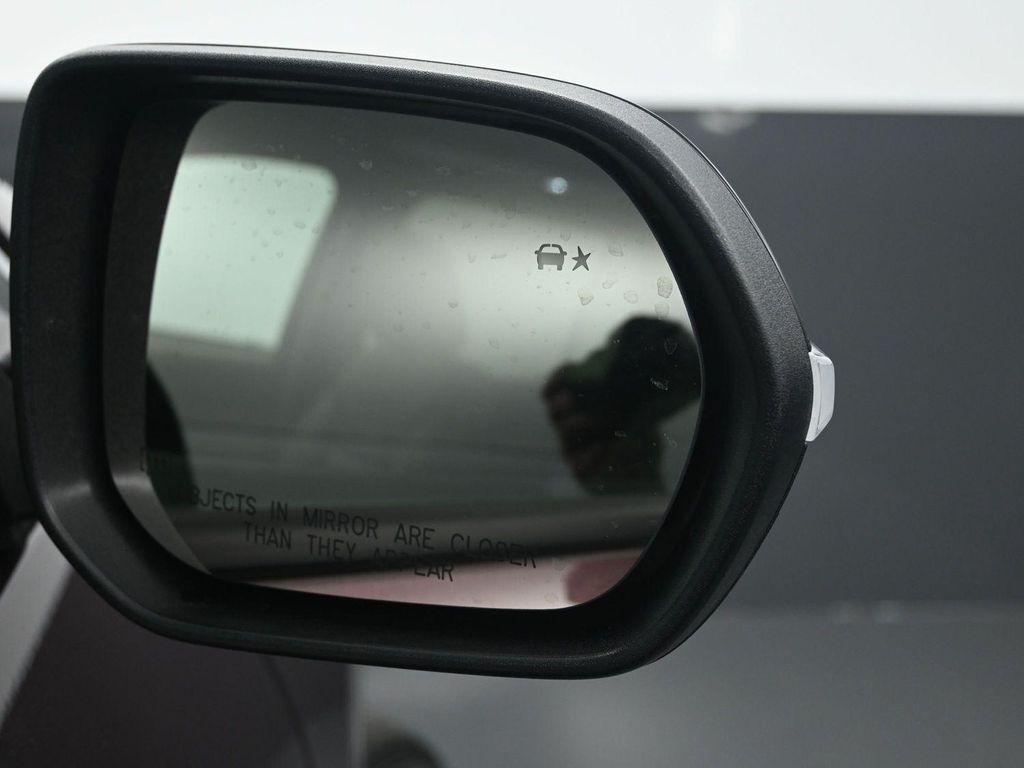 new 2026 Chevrolet Traverse car, priced at $60,715