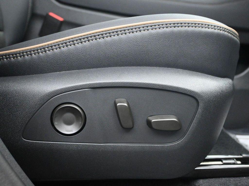 new 2026 Chevrolet Traverse car, priced at $60,715