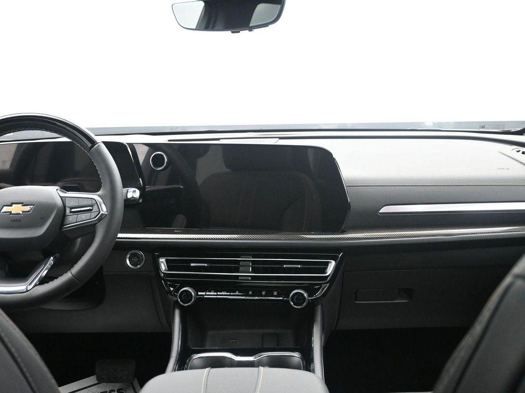 new 2026 Chevrolet Traverse car, priced at $60,715