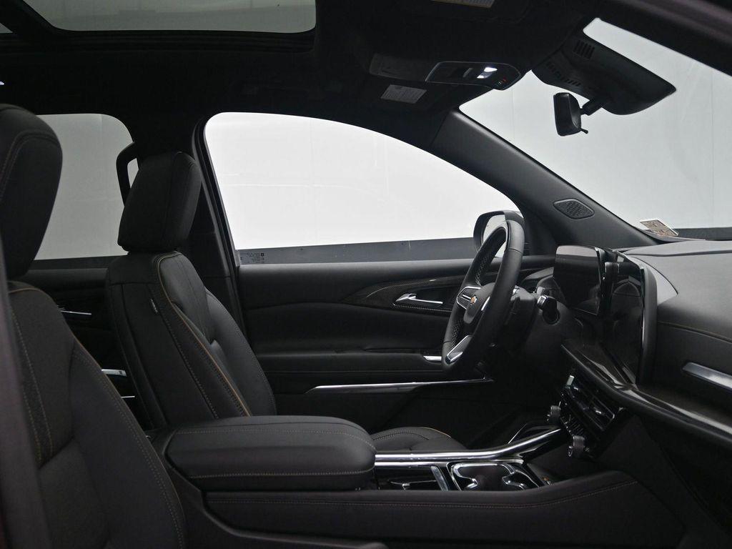 new 2026 Chevrolet Traverse car, priced at $60,715