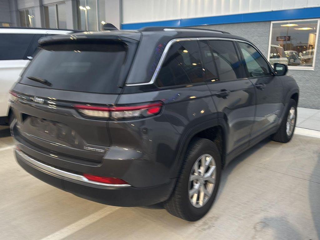 used 2023 Jeep Grand Cherokee car, priced at $27,940