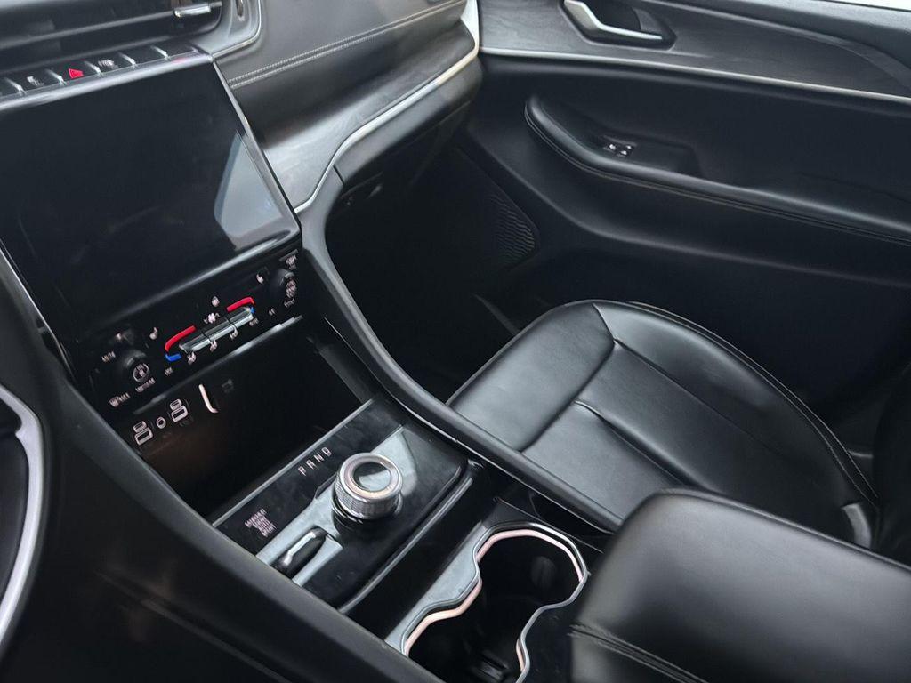 used 2023 Jeep Grand Cherokee car, priced at $27,940