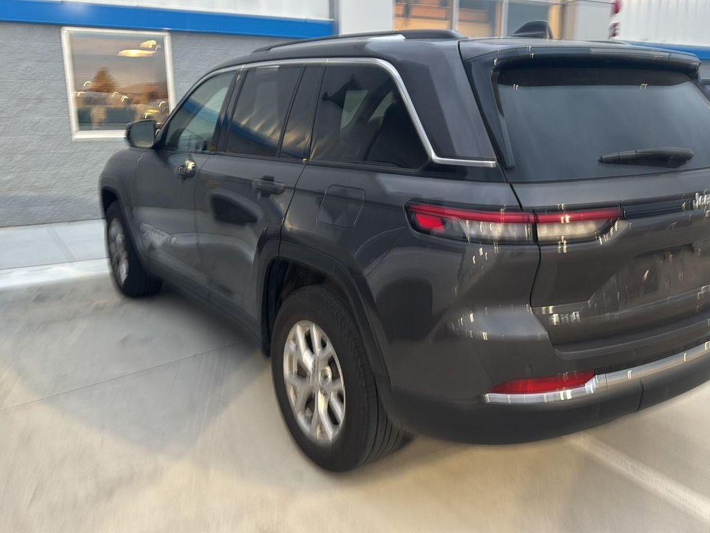 used 2023 Jeep Grand Cherokee car, priced at $27,940