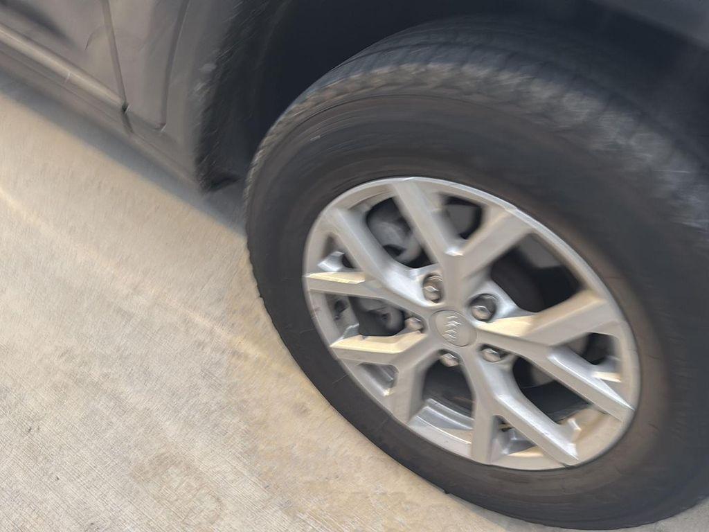 used 2023 Jeep Grand Cherokee car, priced at $27,940