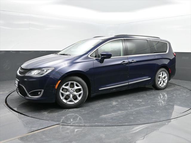 used 2017 Chrysler Pacifica car, priced at $12,497