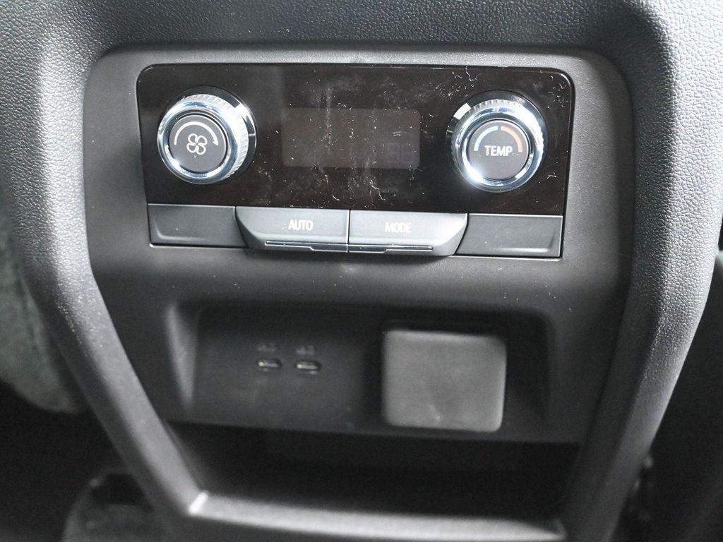 new 2026 Chevrolet Traverse car, priced at $45,415