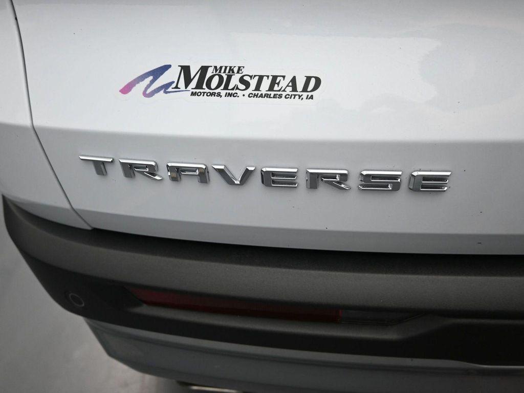 new 2026 Chevrolet Traverse car, priced at $45,415