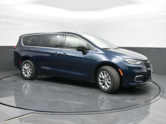 new 2025 Chrysler Pacifica car, priced at $48,910