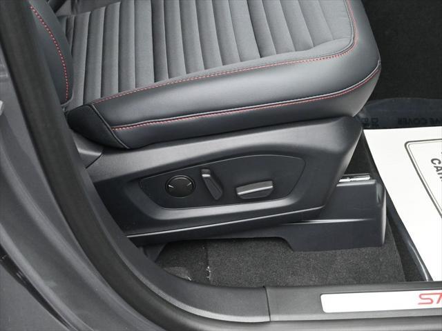 new 2025 Ford Explorer car, priced at $49,397