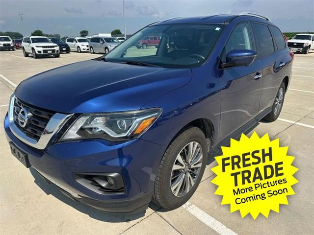 used 2020 Nissan Pathfinder car, priced at $18,460