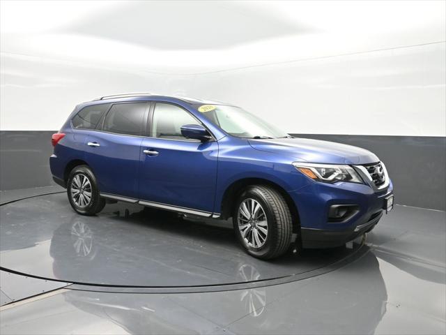 used 2020 Nissan Pathfinder car, priced at $18,460