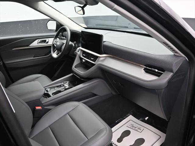new 2025 Ford Explorer car, priced at $46,271