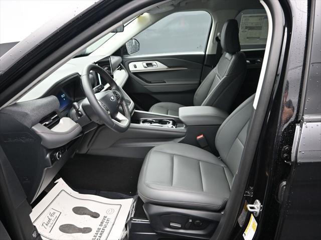 new 2025 Ford Explorer car, priced at $46,271