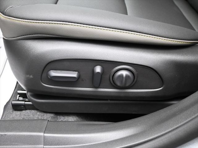 new 2025 Chevrolet Trax car, priced at $25,950