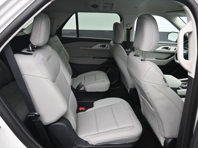 new 2025 Ford Explorer car, priced at $46,456