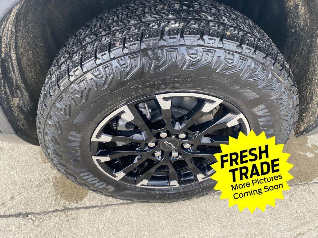 used 2025 Chevrolet Traverse car, priced at $47,840