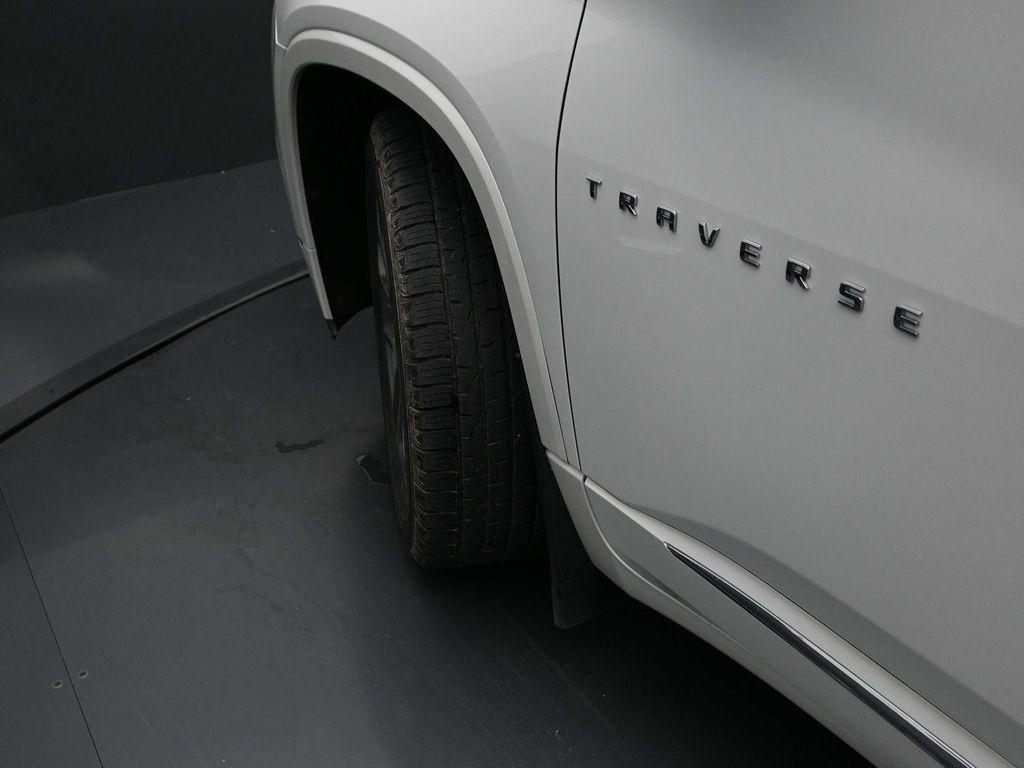 used 2020 Chevrolet Traverse car, priced at $23,480