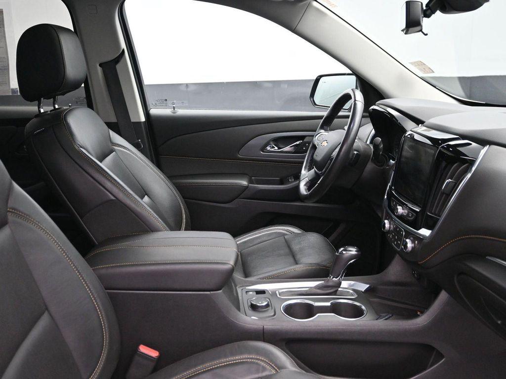 used 2020 Chevrolet Traverse car, priced at $23,480