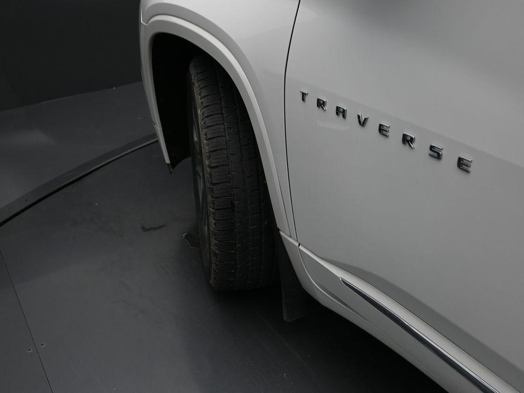 used 2020 Chevrolet Traverse car, priced at $24,959