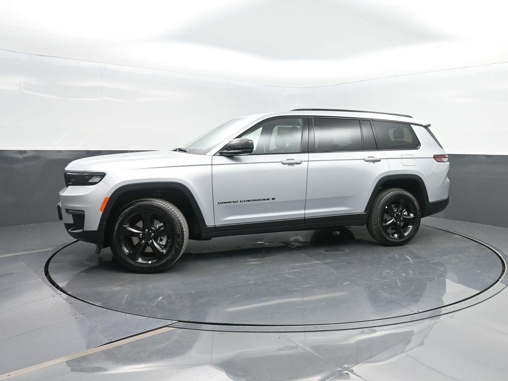 new 2025 Jeep Grand Cherokee L car, priced at $50,006