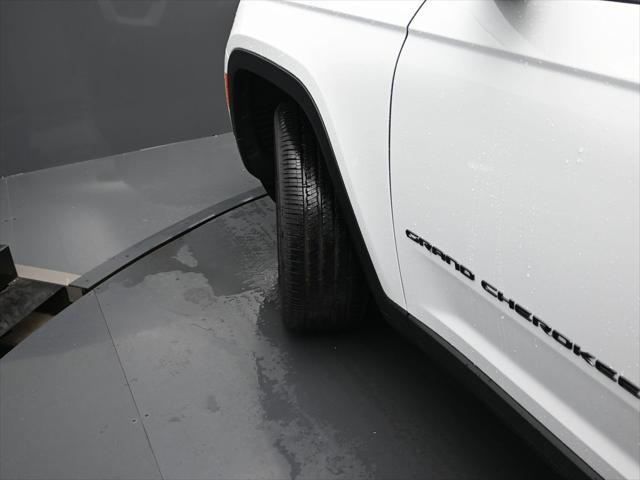 new 2025 Jeep Grand Cherokee car, priced at $47,580