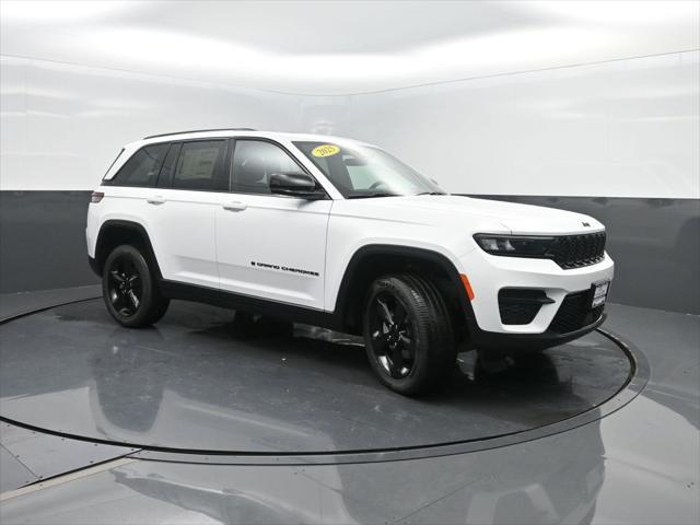 new 2025 Jeep Grand Cherokee car, priced at $47,580