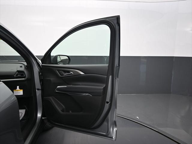 new 2025 Chevrolet Traverse car, priced at $45,695