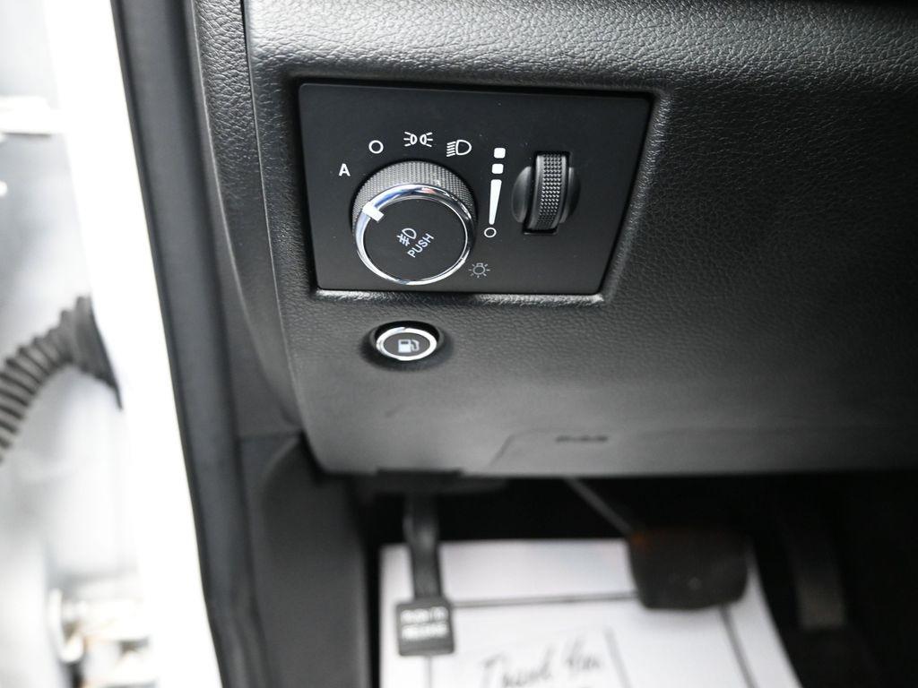 used 2022 Jeep Grand Cherokee car, priced at $26,550