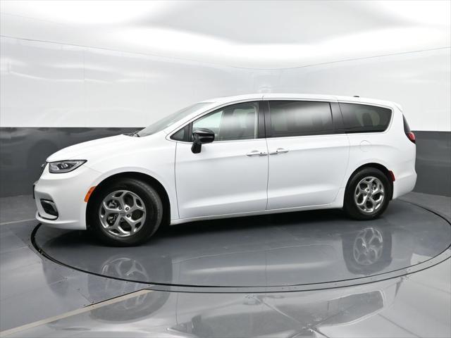 used 2024 Chrysler Pacifica car, priced at $35,450