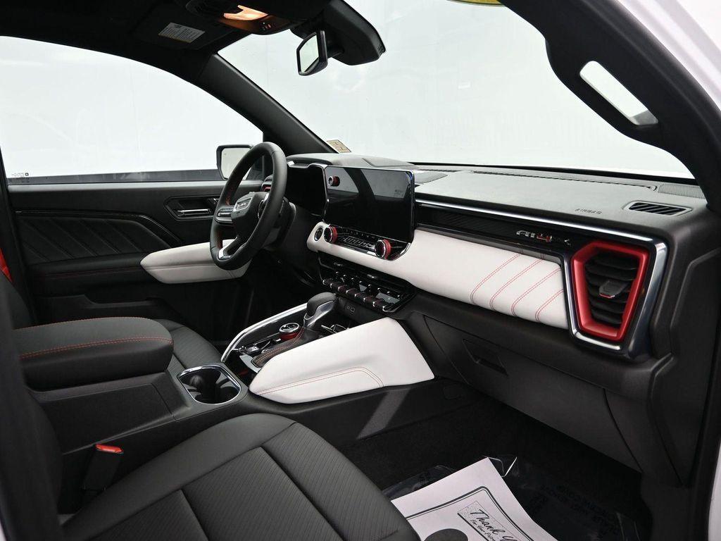 new 2025 GMC Canyon car, priced at $57,070