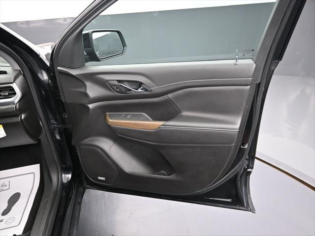 used 2023 GMC Acadia car, priced at $31,968