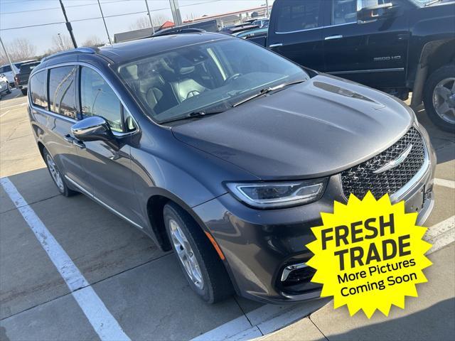 used 2021 Chrysler Pacifica Hybrid car, priced at $20,995