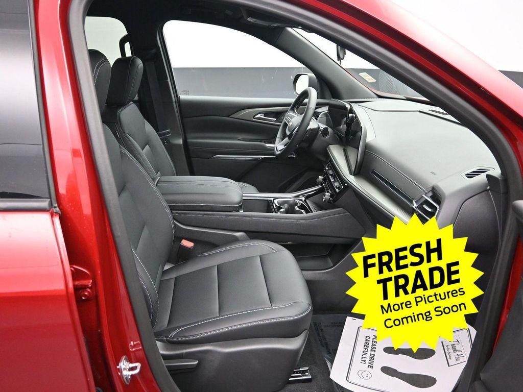 used 2025 Chevrolet Traverse car, priced at $39,950