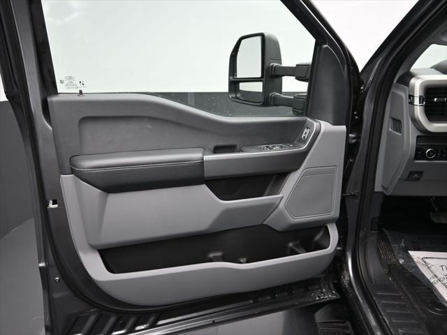 new 2025 Ford F-250 car, priced at $55,420