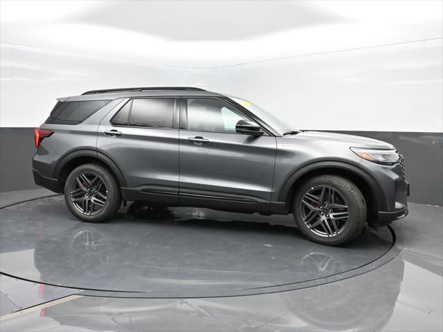 new 2025 Ford Explorer car, priced at $50,982