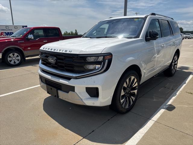 new 2025 Ford Expedition car, priced at $81,355