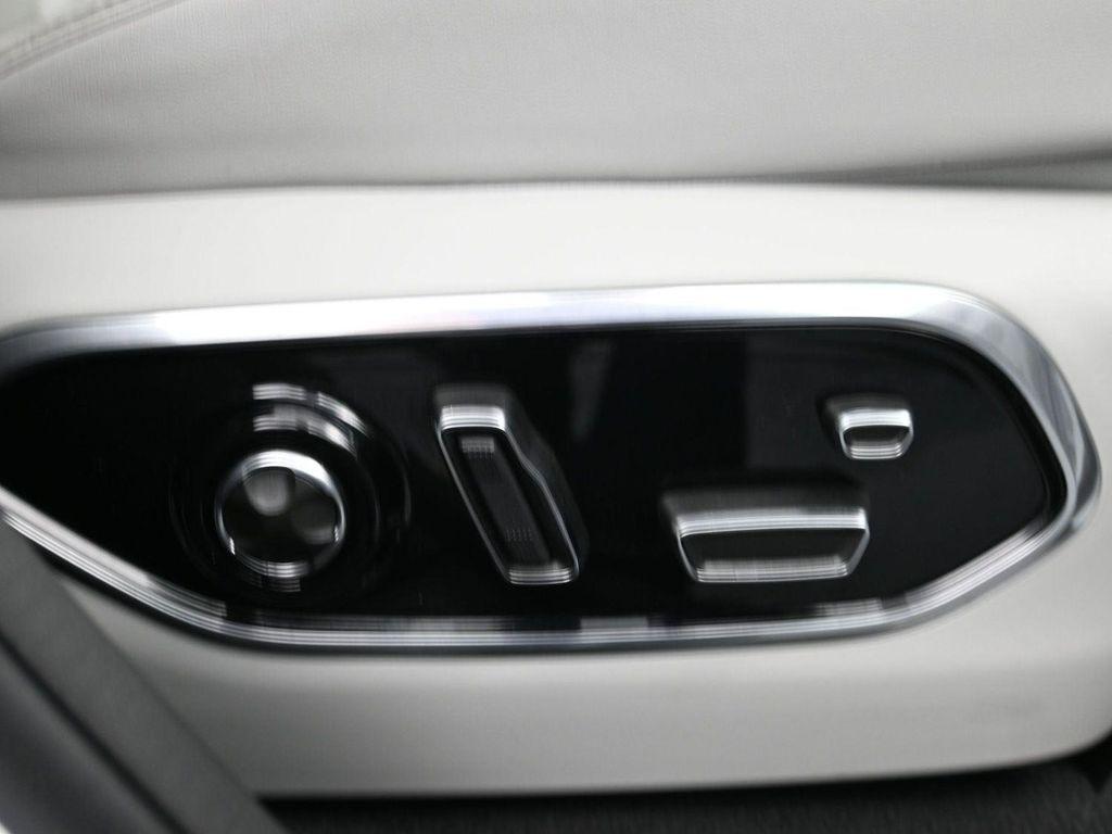 used 2022 Jeep Grand Cherokee car, priced at $35,470