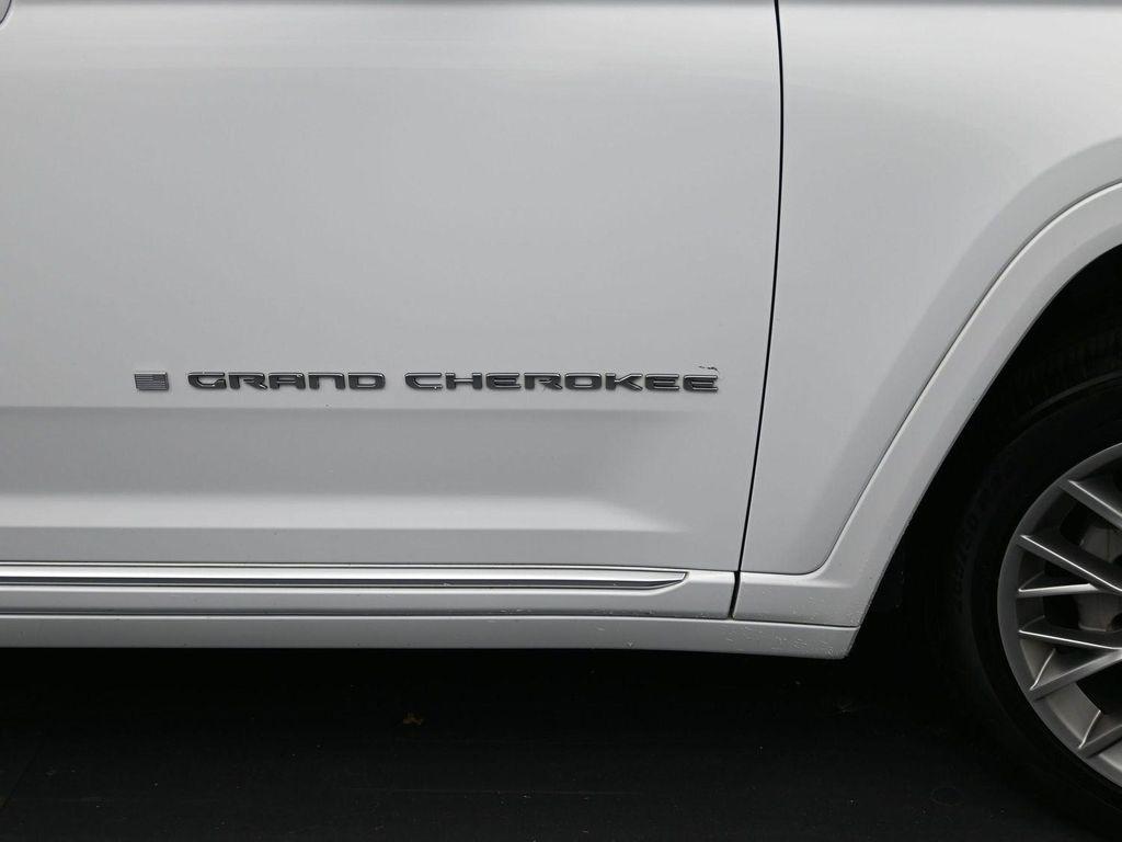 used 2022 Jeep Grand Cherokee car, priced at $35,470